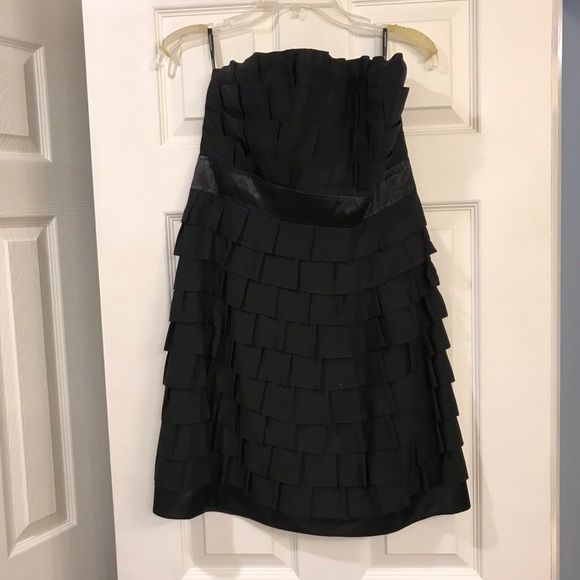 đź‘—Phoebe Couture Black Strapless Ribbon Dressđź‘— - Picture 2 of 12